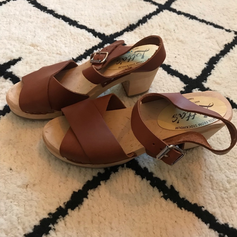 Lotta from Stockholm Swedish Crossover Clogs